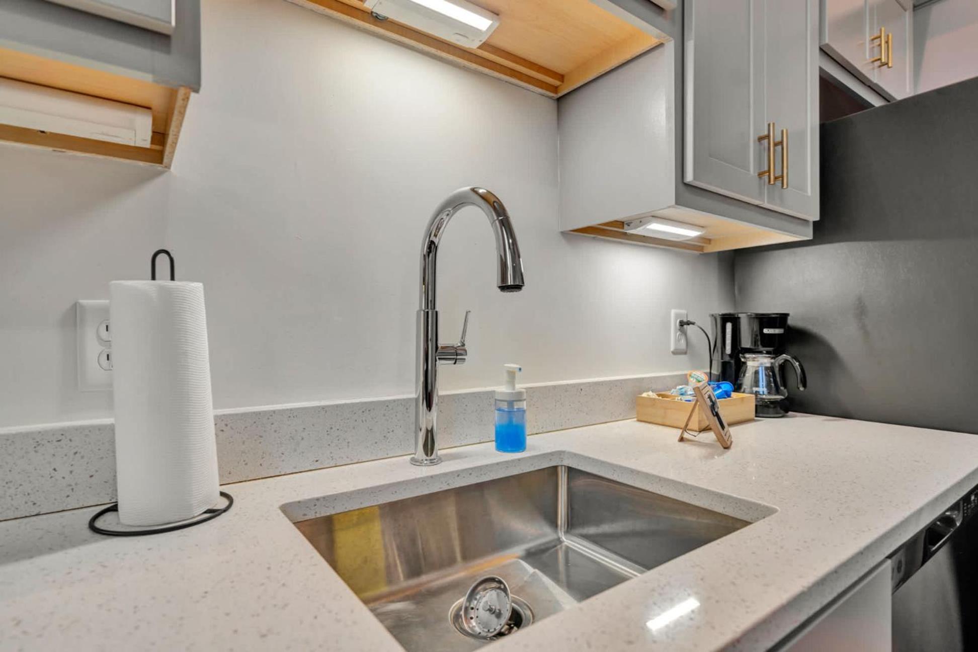 Bright And Modern In # 305